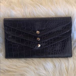 Steve Madden Tri-Fold Alligator Wallet✨
